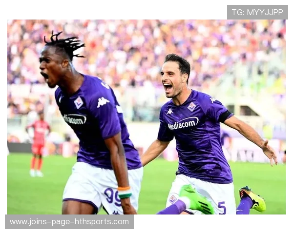 佛罗伦萨利用边路速度频频击穿对手